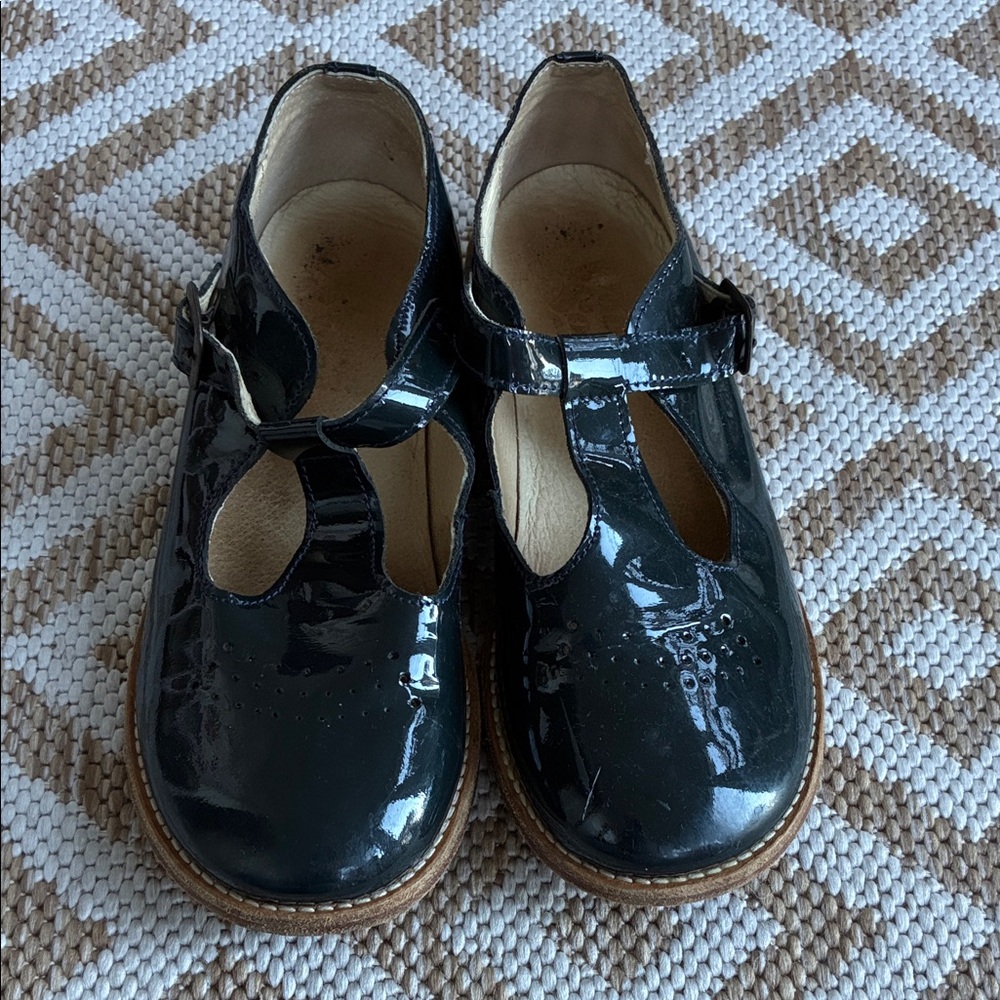 Young Soles Rosie Navy Patent Kids Dress Shoes